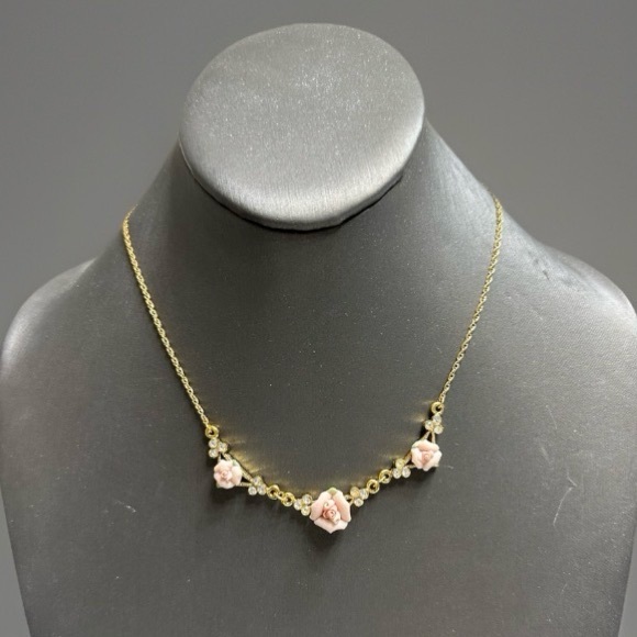 1928 Porcelain Rose Necklace 16”L Gold Tone w Rhinestones - Picture 2 of 5